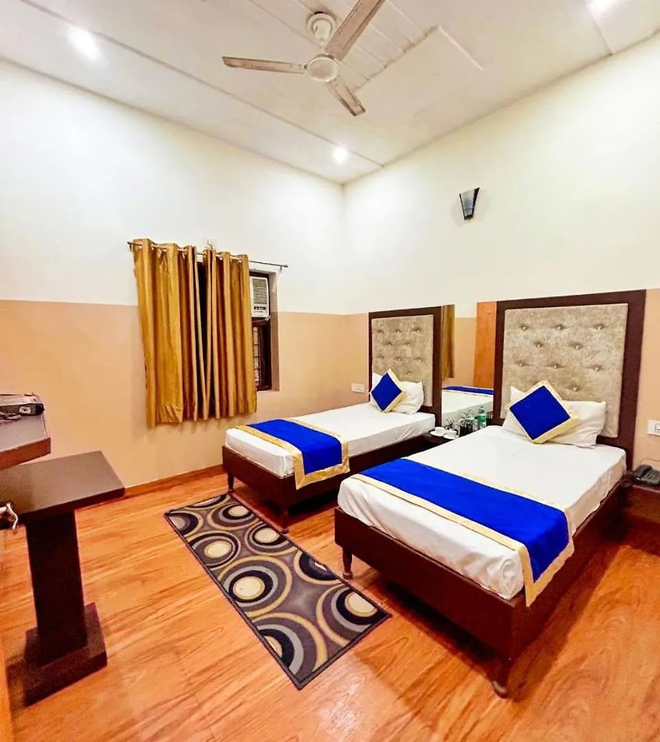 Hotel Taj Royal Agra