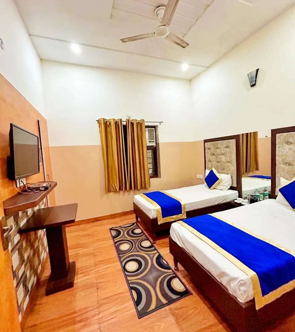 Hotel Taj Royal Agra  3*, Agra (Uttar Pradesh)